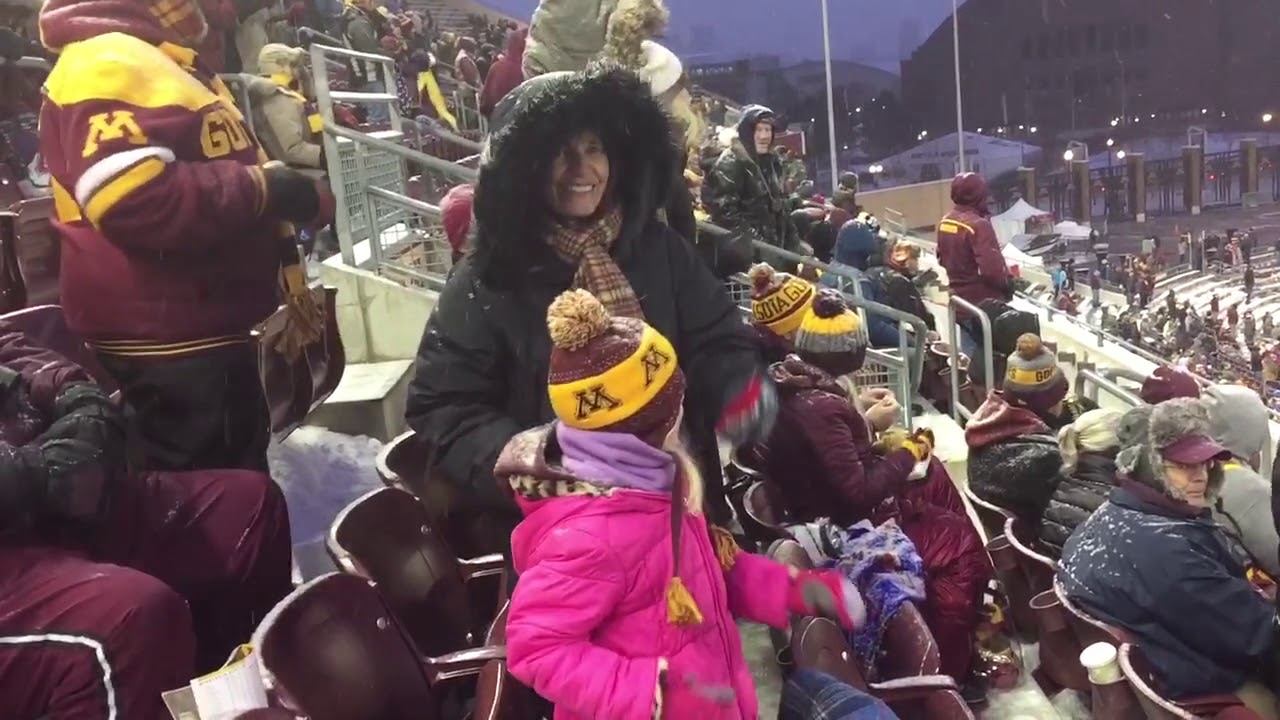 Do The Gopher Dance 2018 vs Purdue - YouTube