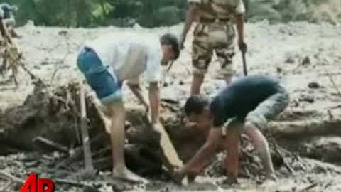 Raw video: Deadly landslides in northern India