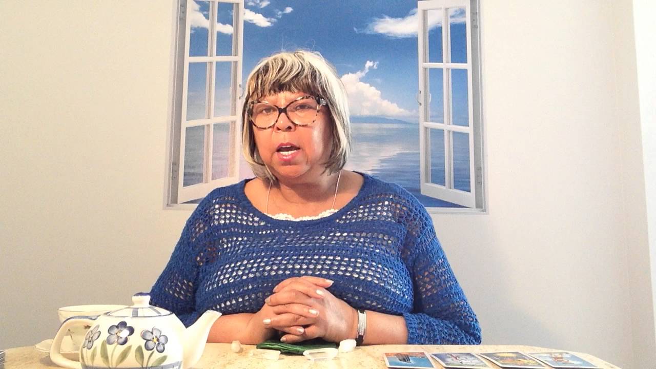 Cancer Tarot card reading for the month of February 2016