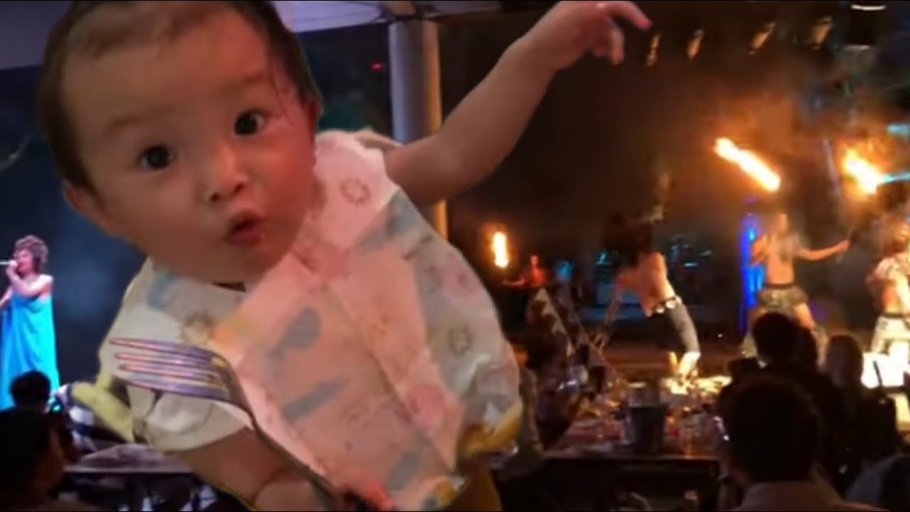 グアム のポリネシアンショーでノリノリののちゃん 1歳3ヶ月 She Is So Excited To Polynesian Dance 괌 에서 폴리네시안 쇼 보고 신남신남 노노짱 Youtube
