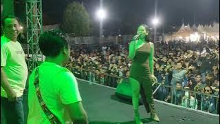 Cinta Merah Jambu...VITA ALVIA (Evita Musik) Denpasar Bali.