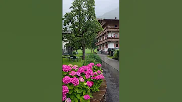 من مايرهوفن Mayrhofenفي النمسا Austria Video Rain Clouds Salzburg Honeymoon Map Of Eure 