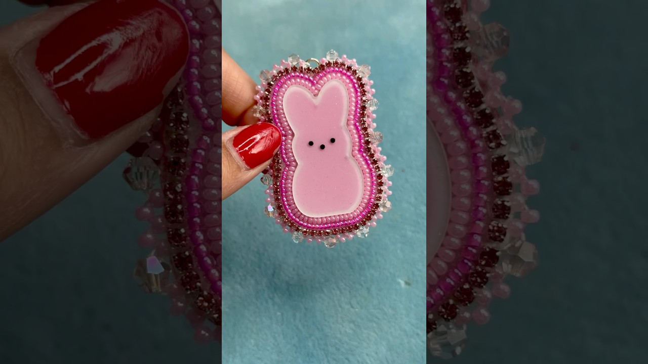 Peep that Sparkle 💖🐣 #handmade #beadwork #pink #peeps #easter