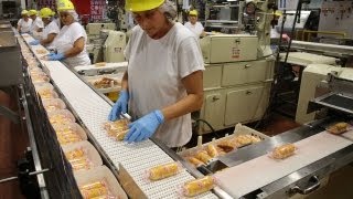 Hostess Twinkies roll off assembly line once again