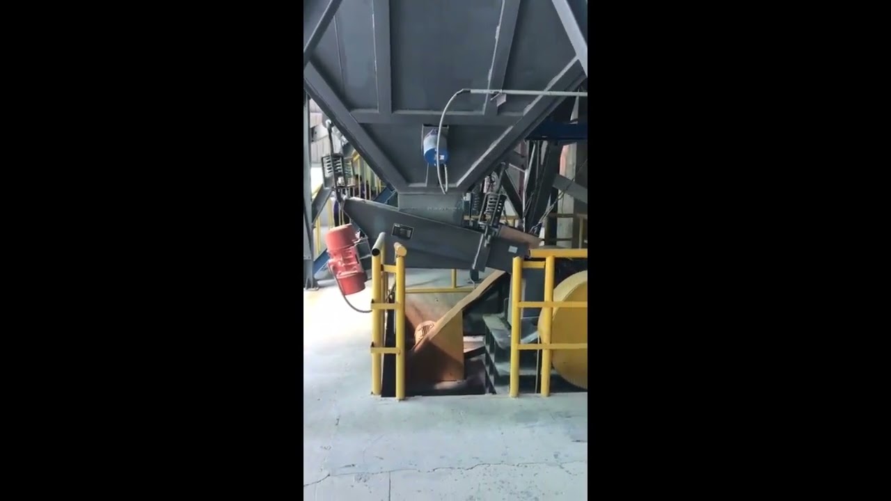 Quartz powder making machine for silicon-based materials