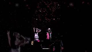 lucky fangirl 🤭hug Rose #blackpink #rose #blink #trending #viral #video #kpop #fans #shorts