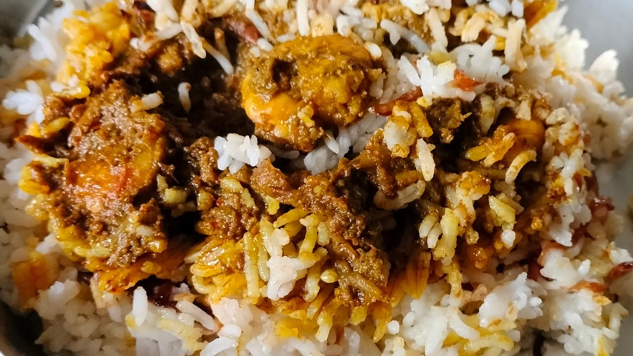 झटपट आणि चमचमीत कोळंबी बिर्याणी | Easy Marathi Recipe | Cook & Comfort by Rajshree❤️