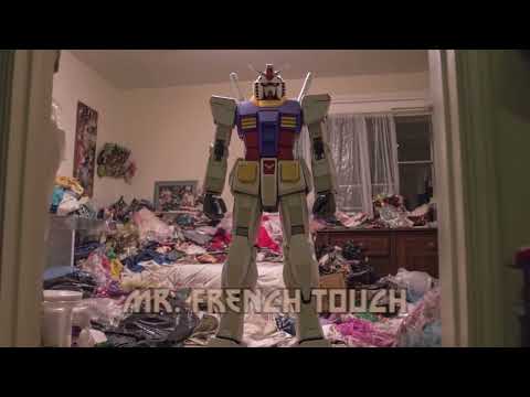Bored Gundam