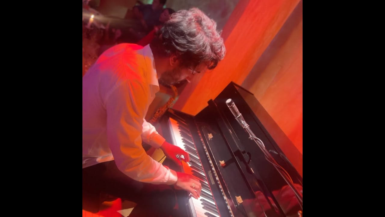 Playing Gradient Descent at Malbouche