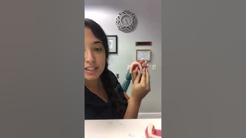 How to put in and take out your Invisalign aligners.