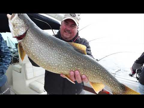 2118 May 06/2021 – We hit Lake Michigan for some great Lake Trout fishing on this week’s show. We also chase some spring Turkeys and have a great recipe as well!