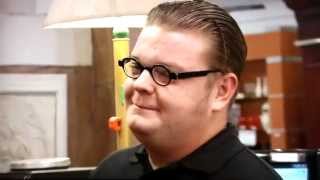 Famous Pawn Stars Big Hoss gets some sweet new glasses Profile