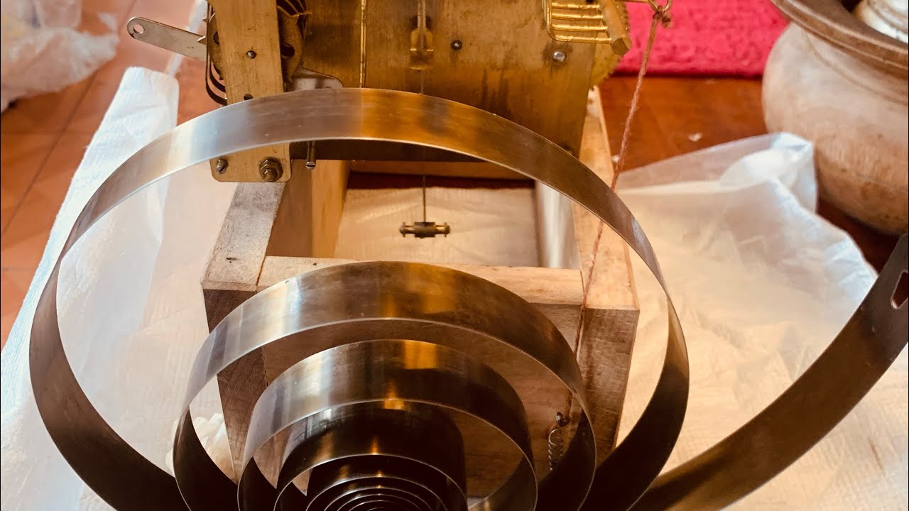 Cách xử lý tét lỗ đầu cót. Đột lại lỗ đầu cót đồng hồ côn cổ như zin.