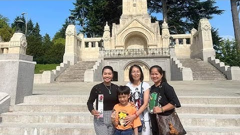 Thư ký của Ngọc Huyền lần đầu tiên đến Thăm Nhà Thờ Của Bà Thánh Therese Theresa Tại Pháp