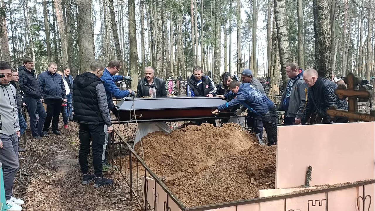 Где похоронен рыжков. Похороны Дениса Бодрова.
