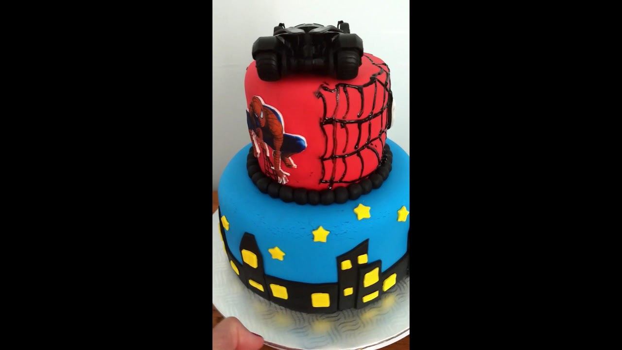 Gateau Batman Et Spiderman Youtube Gateau Batman Et Spiderman Youtube