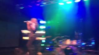 Eve - Satisfaction (live clip)