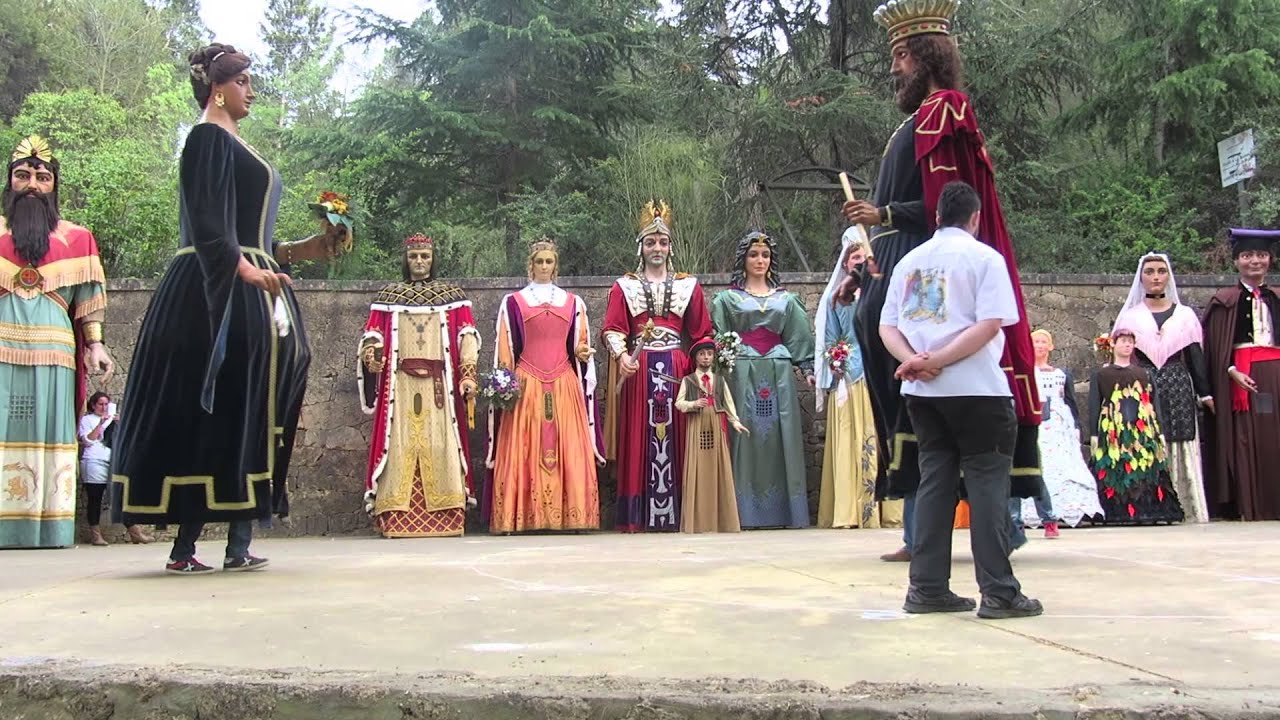 Ball dels Gegants de Montblanc a Capellades en el 115 aniversari dels Gegants