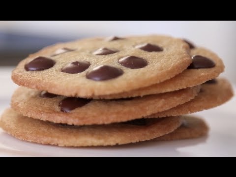 Thin chocolate chip cookies, from the video