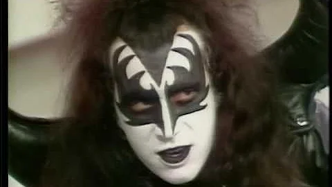 gene simmons on michael douglas show 1974