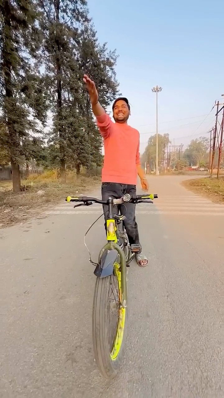 Puru ki cycle konsa bhoot chala raha hai #comedy #funnyvideo #youtubeshorts #shorts #shortsfeed