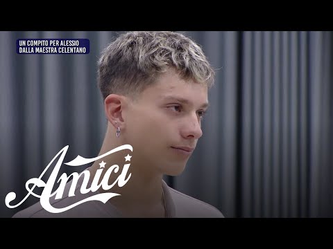 Amici 25 - La reazione di Alessio al compito della maestra Celentano