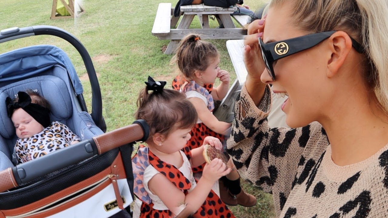 BABY'S FIRST PUMPKIN PATCH! | Aaryn Williams