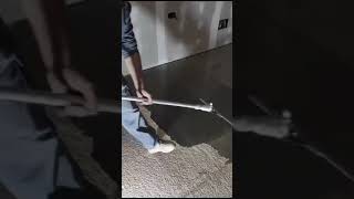 Como aplicar autonivelante en el suelo para colocar baldosas | Servental