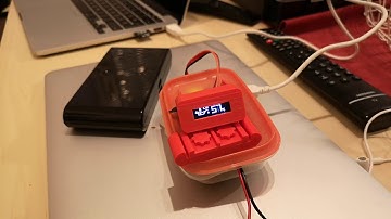 Mazda MX-5 NB custom oil temperature gauge with warning and battery voltage