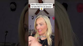 Cuando Richard no acepta que solo estoy "tirando la caña". 😐