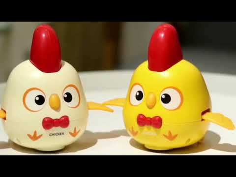 Zenélő csirke pajti kétféle változatban video