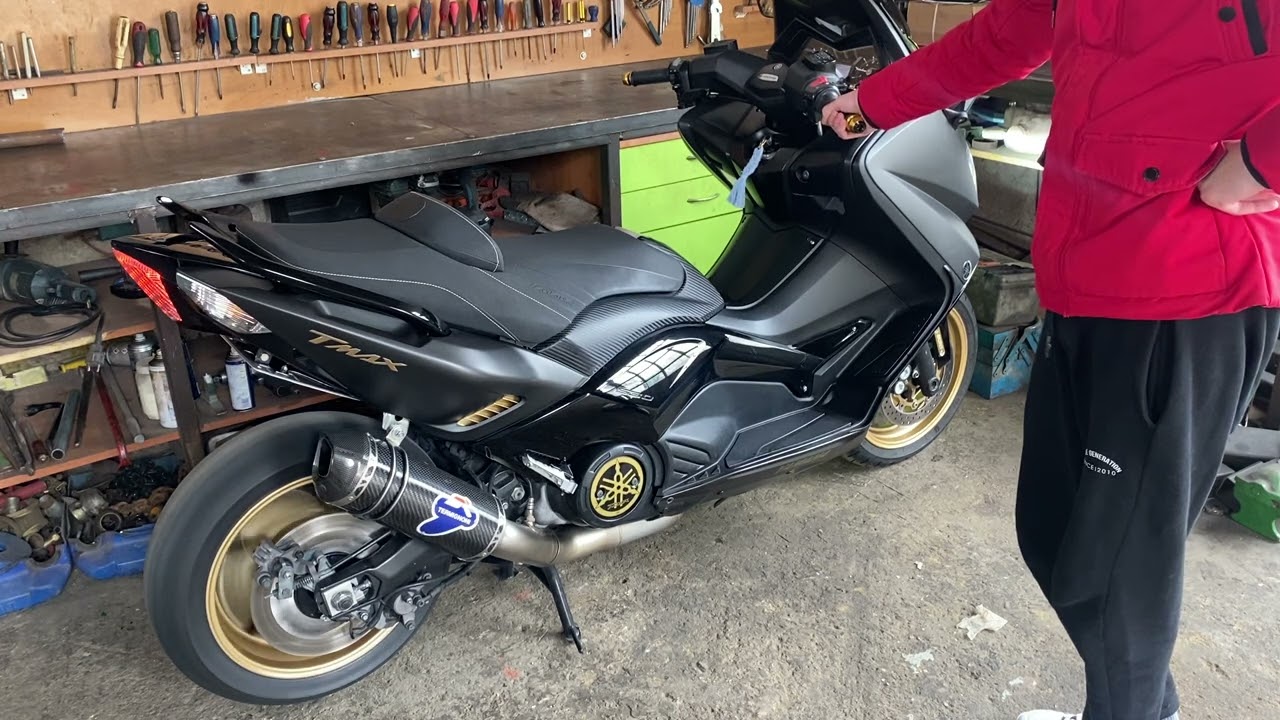 Yamaha T max 530 Termignoni exhaust sound