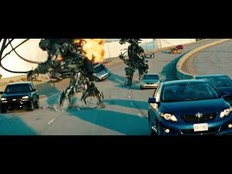 Transformers 3 Fight Scene - Highway Chase - Full 