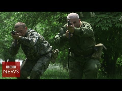 Secret training base for Ukraine's militias - BBC News