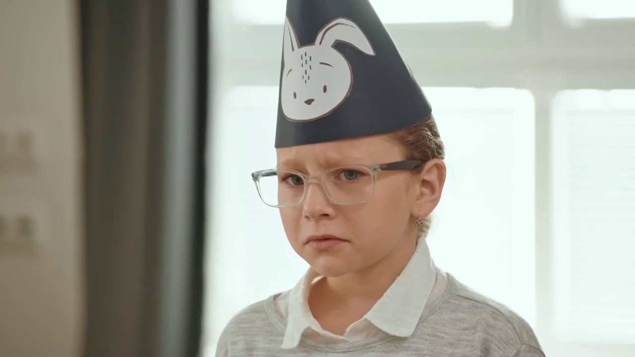 Tvoj mobil je stará šunka (BOLA RAZ JEDNA ŠKOLA)