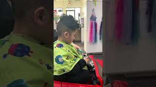 Kinslees First Salon Haircut At Beaners