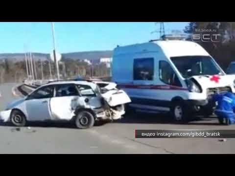 В ДТП со скорой в Братске пострадала 74 летняя автоледи