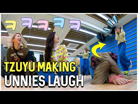 Twice Tzuyu Making Her Unnies Laugh