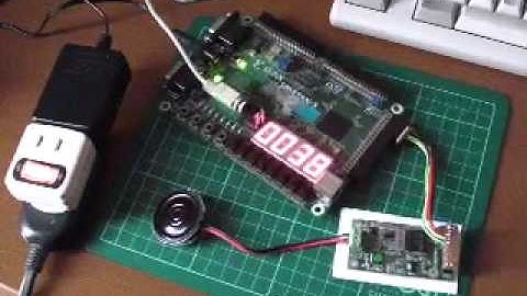 FPGAと規則音声合成LSIで時報時計を手作りしてみた。