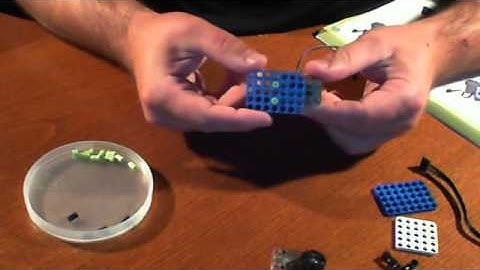 Robots OLLO - Tower Crane - Build Video - Part 3  - RUG Community Robot Kit Review