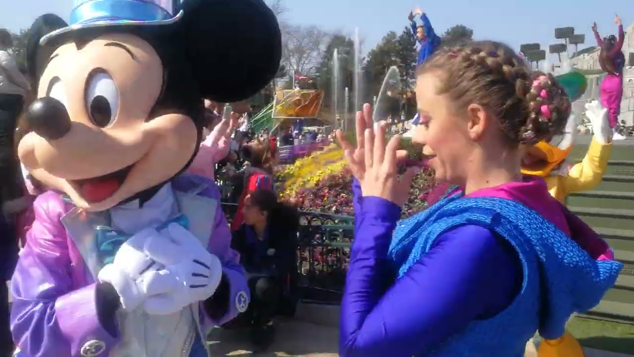 Disneyland Paris: Ready For The Ride ( Dream and Shine Brighter Song) 30 Anniversaire