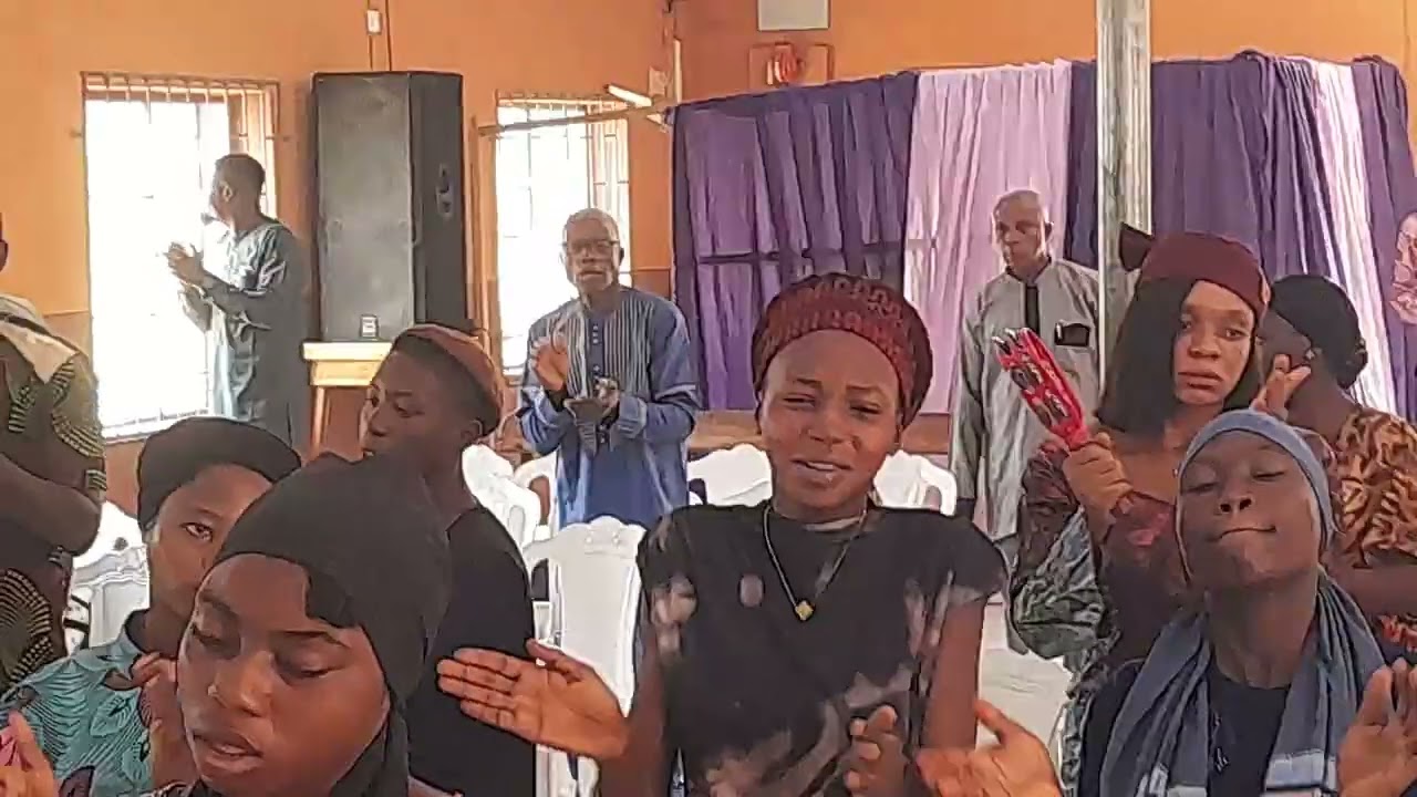 We always pour our hearts to God