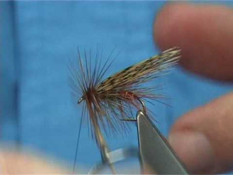 Tying the Green Peter R/A with Davie McPhail