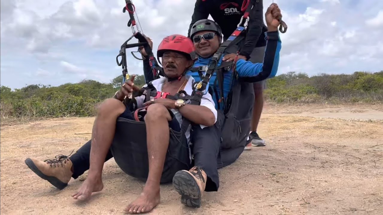 CHARLLES, TIRINGA E TÕE VOANDO DE PARAPENTE NAS FALÉSIAS EM JOÃO PESSOA (PARTE 2) | COMÉDIA SELVAGEM