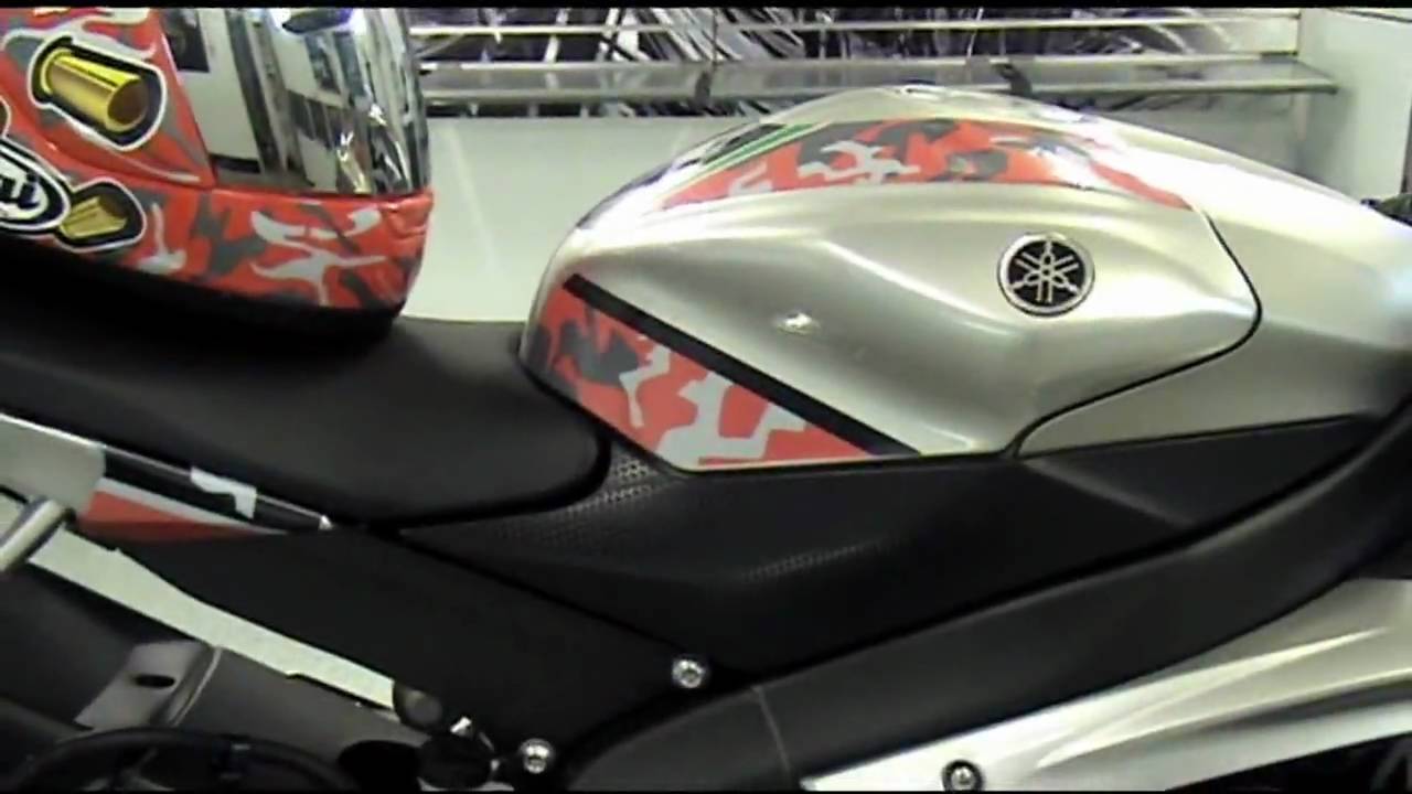 Auto Trim DESIGN Tommy Gun Graphic Kit 1 for Yamaha YZF-R6 Motorcycle