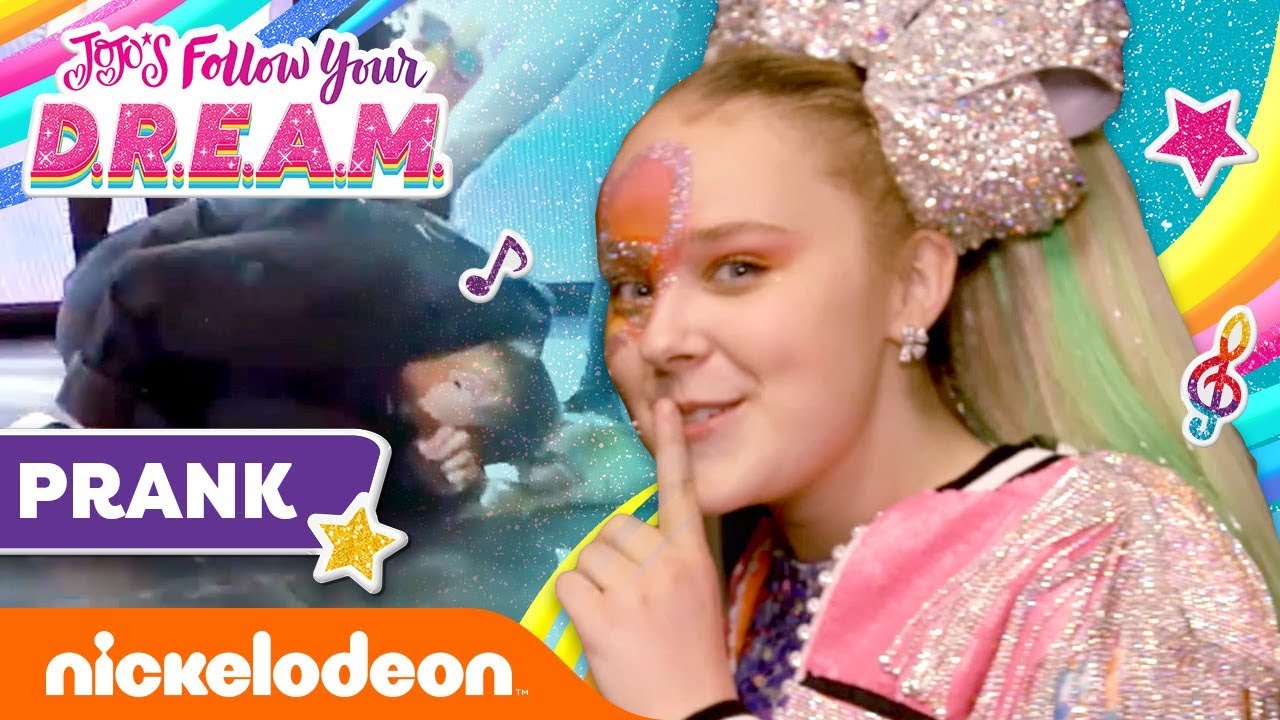 Jojo Siwa Breaks Character How She Really Acts Youtube