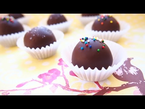 easy-no-bake-edible-cookie-dough-+-truffles---recipe