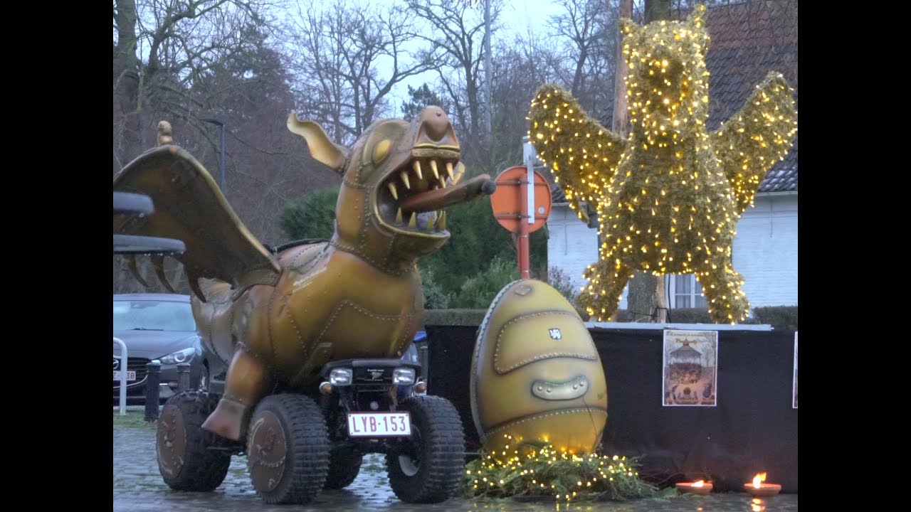Nieuwjaarsreceptie Zwijnaarde met een boodschap het drakenei.