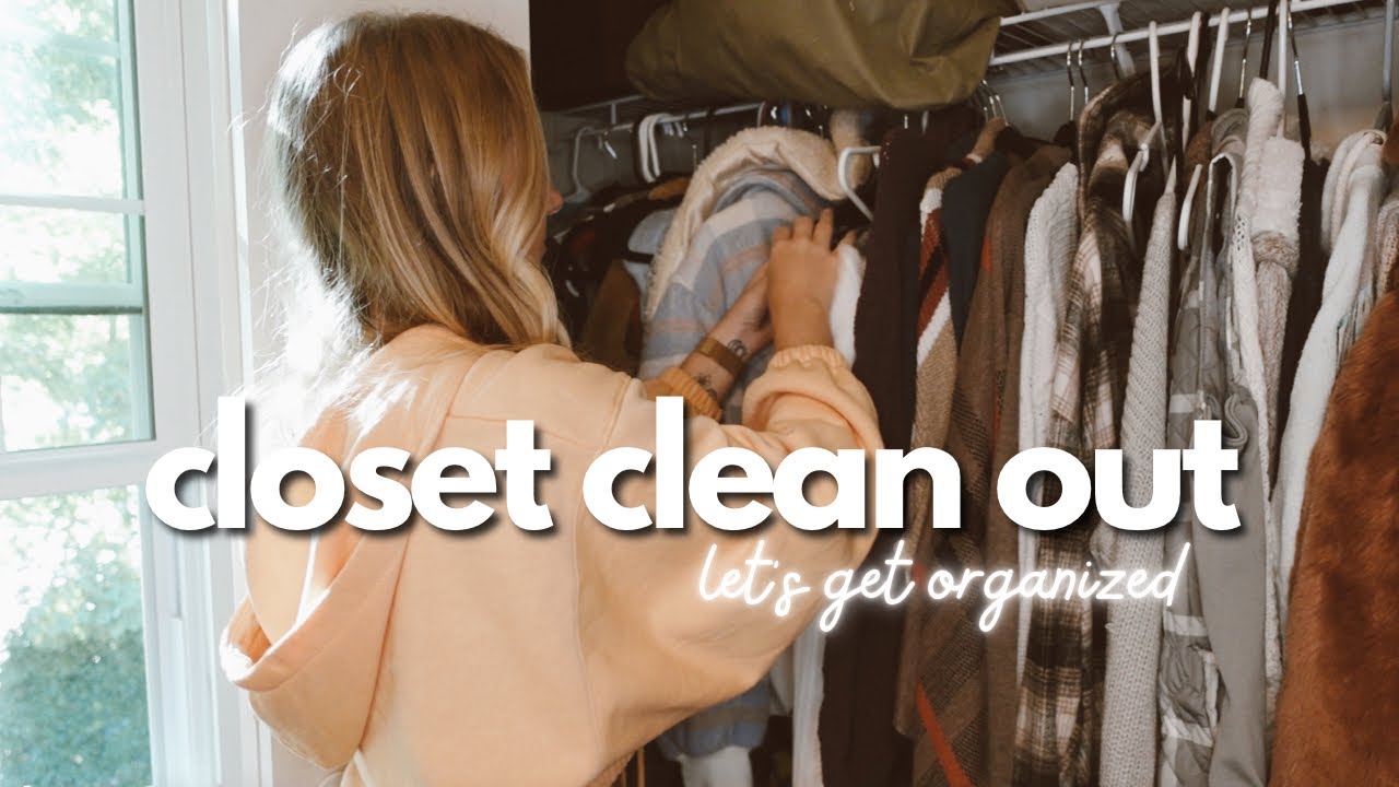 HUGE CLOSET CLEAN OUT! | getting rid of over 50 items - YouTube