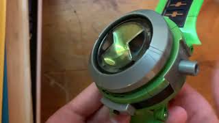 Ben 10 Ultimate Omnitrix Toy Review